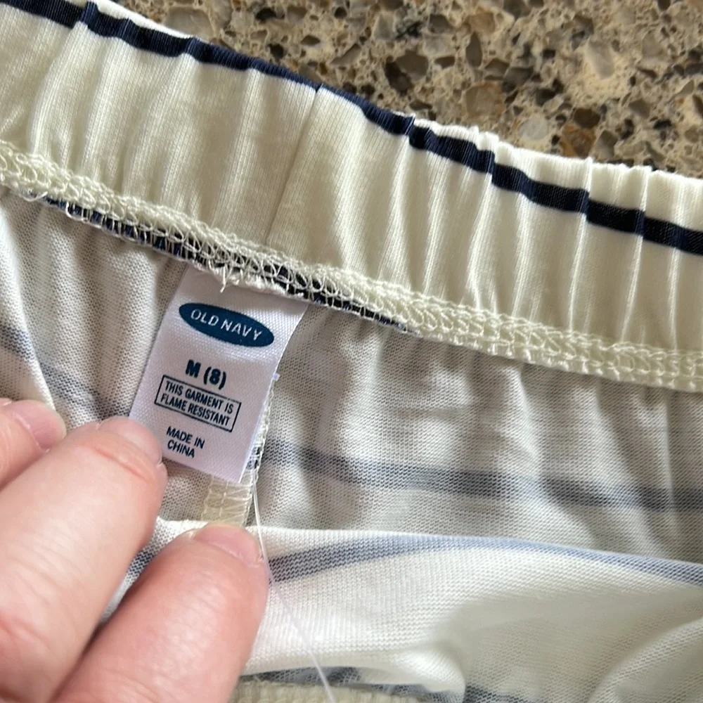 *NWT Old Navy pj shorts size 8 - Picture 2 of 3
